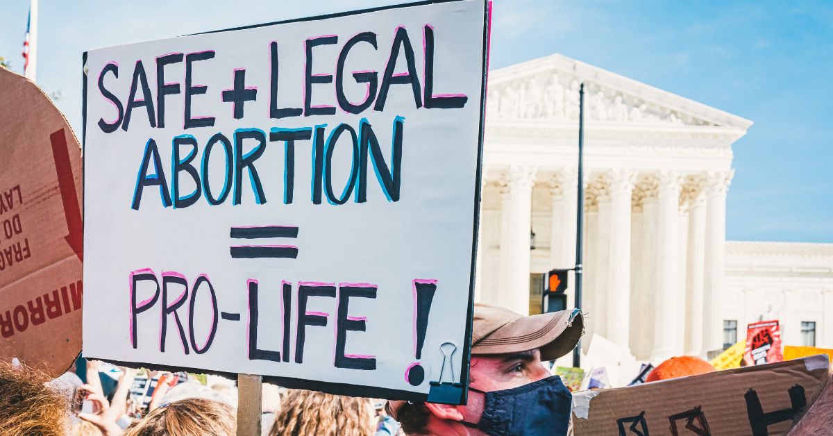 Protests after Roe v Wade judgement was overturned in US