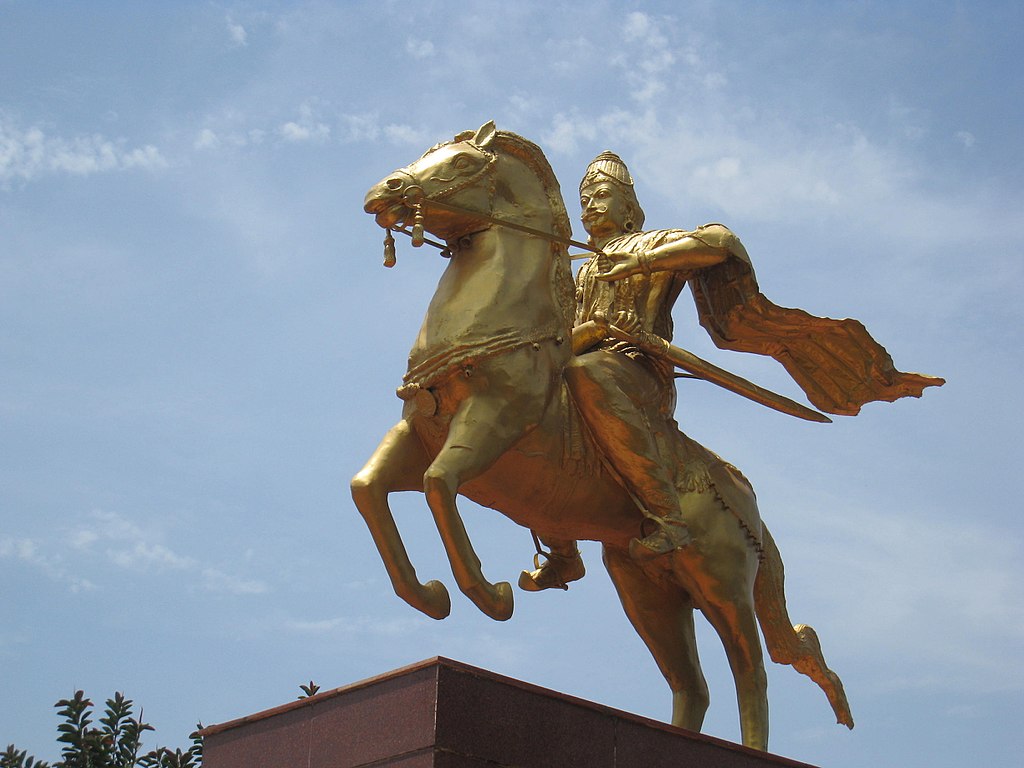 Rajaraja Chola Statue in Thanjavur