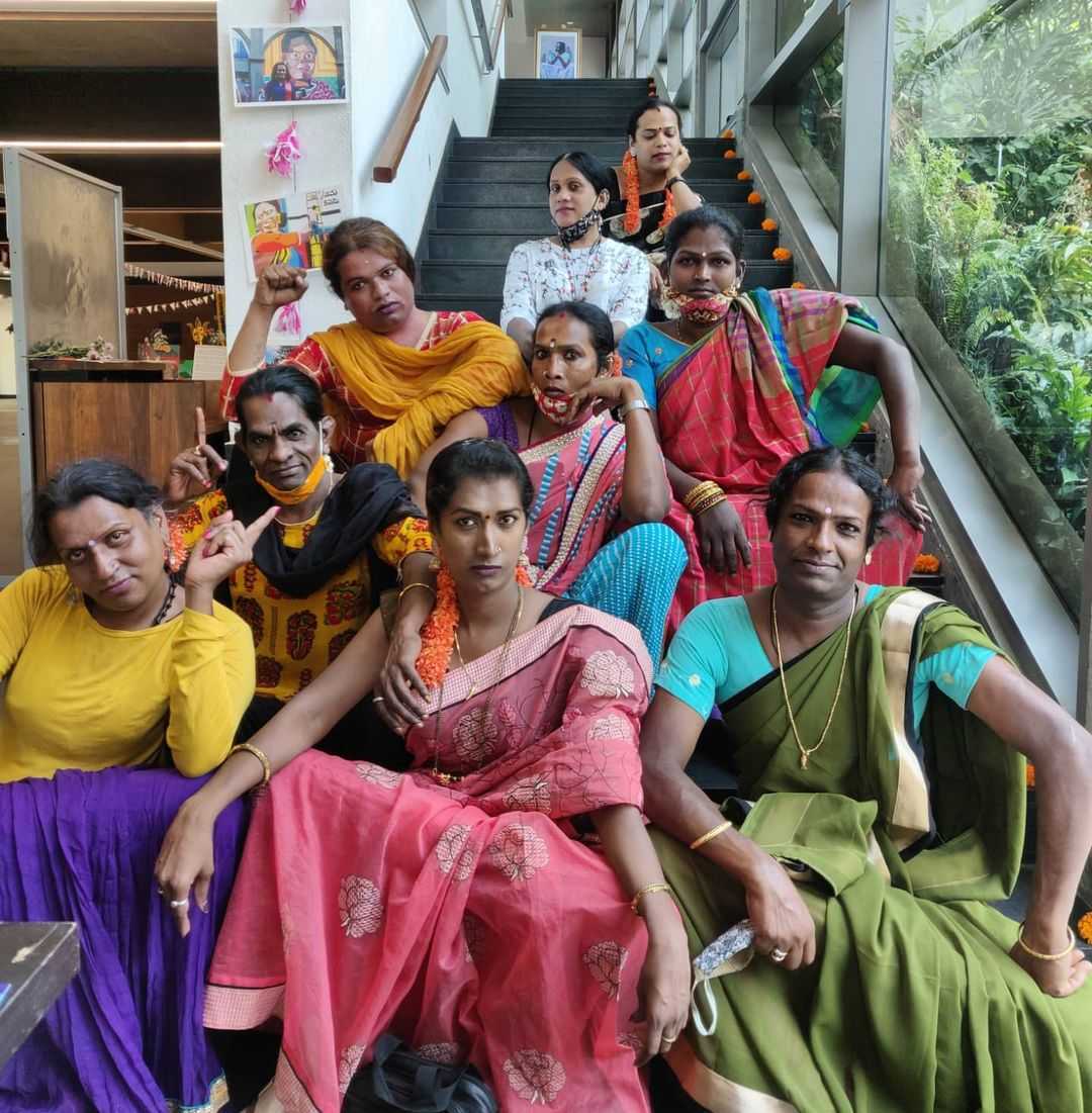Orang-orang trans bagian dari Proyek Seni Aravani