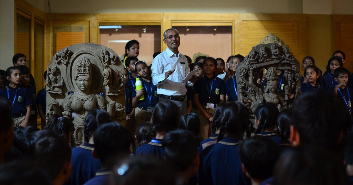 Students of the ngo sitare foundation and its founder, Amit Singhal, visit a museum