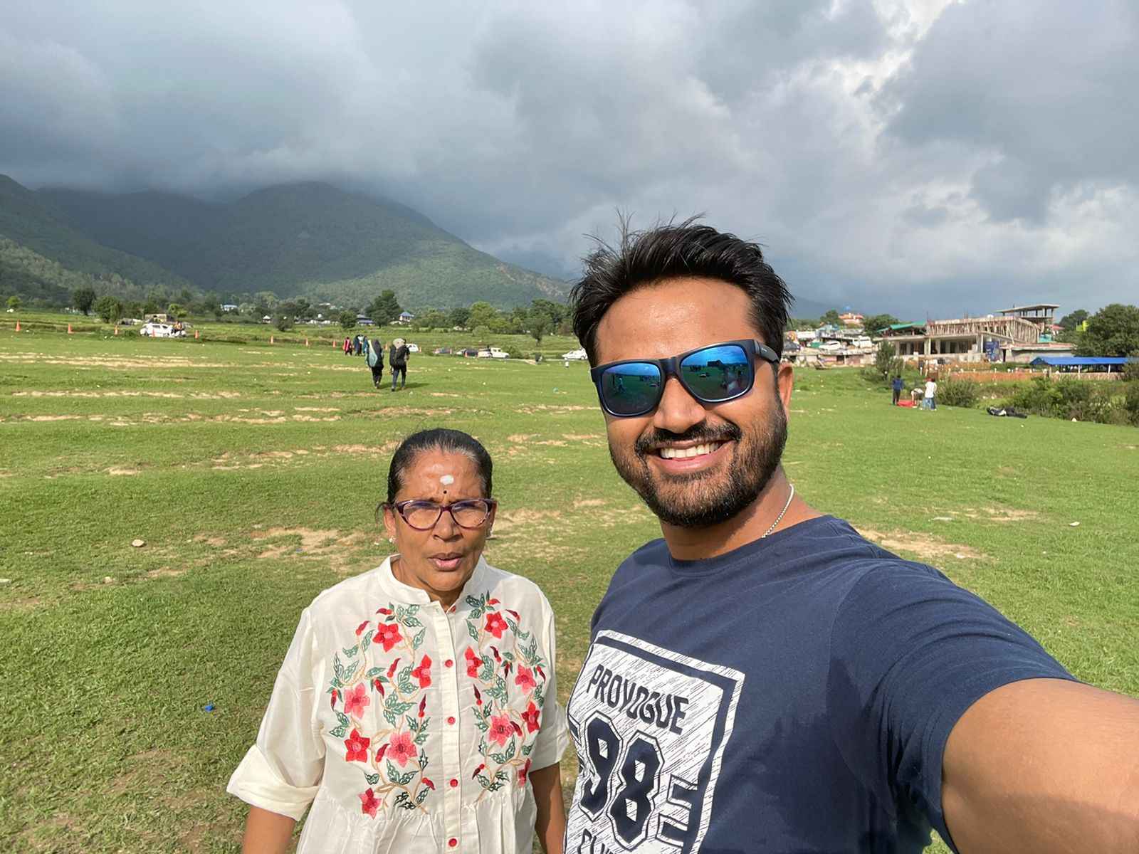 Subha Surianarayanan and her son Venkatesh, the travelling mother-son duo