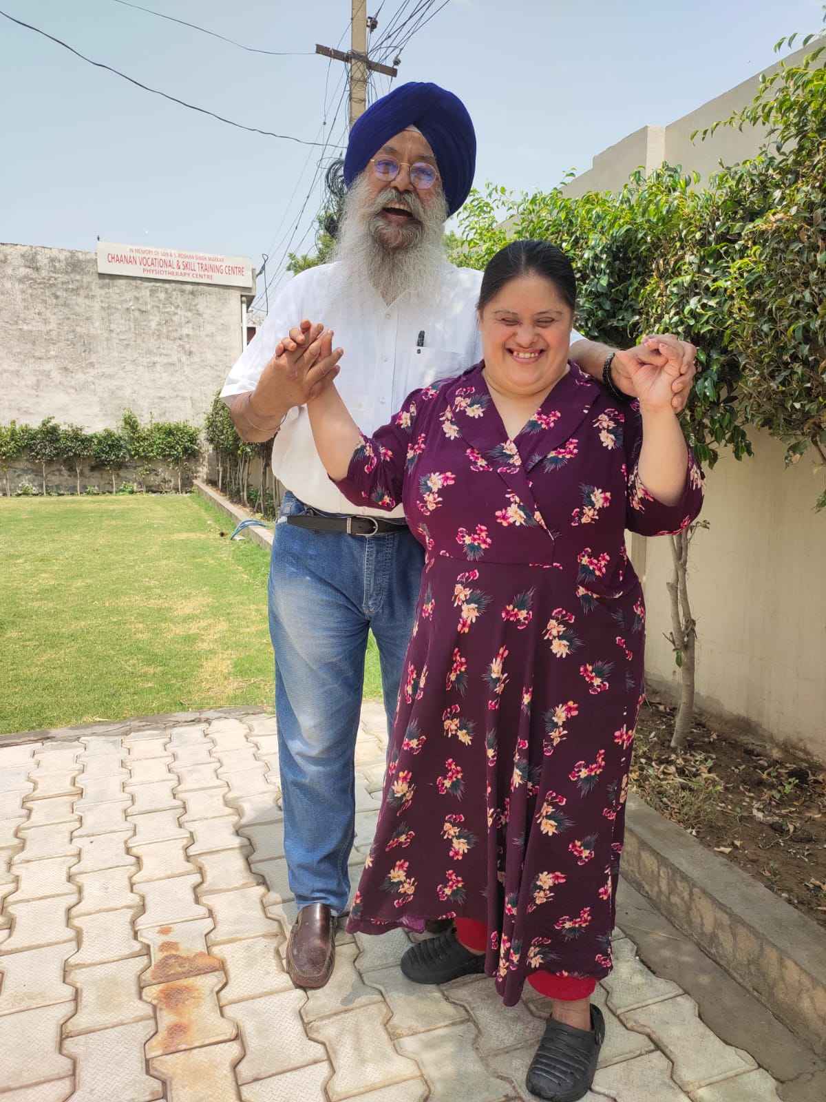 amarjit singh anand founder of chaanan punjab with his daughter who has down syndrome