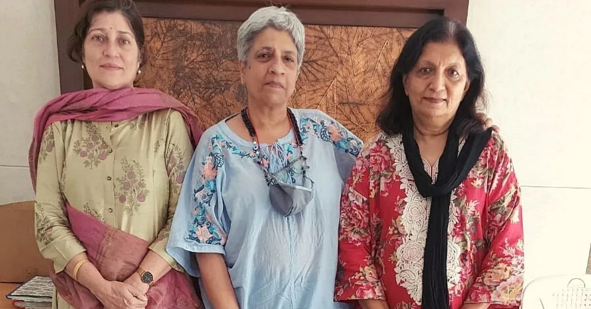 Kunti Oza, Hansu Pardiwala, and Chitra Hiremath of the Milk Bag Project