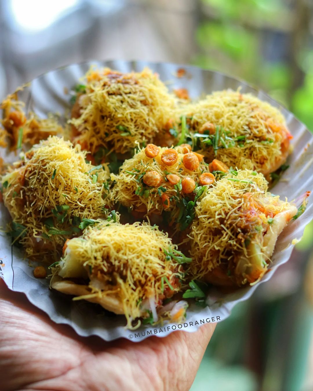 Sev Puri, Picture credits: Instagram: @mumbaifoodranger