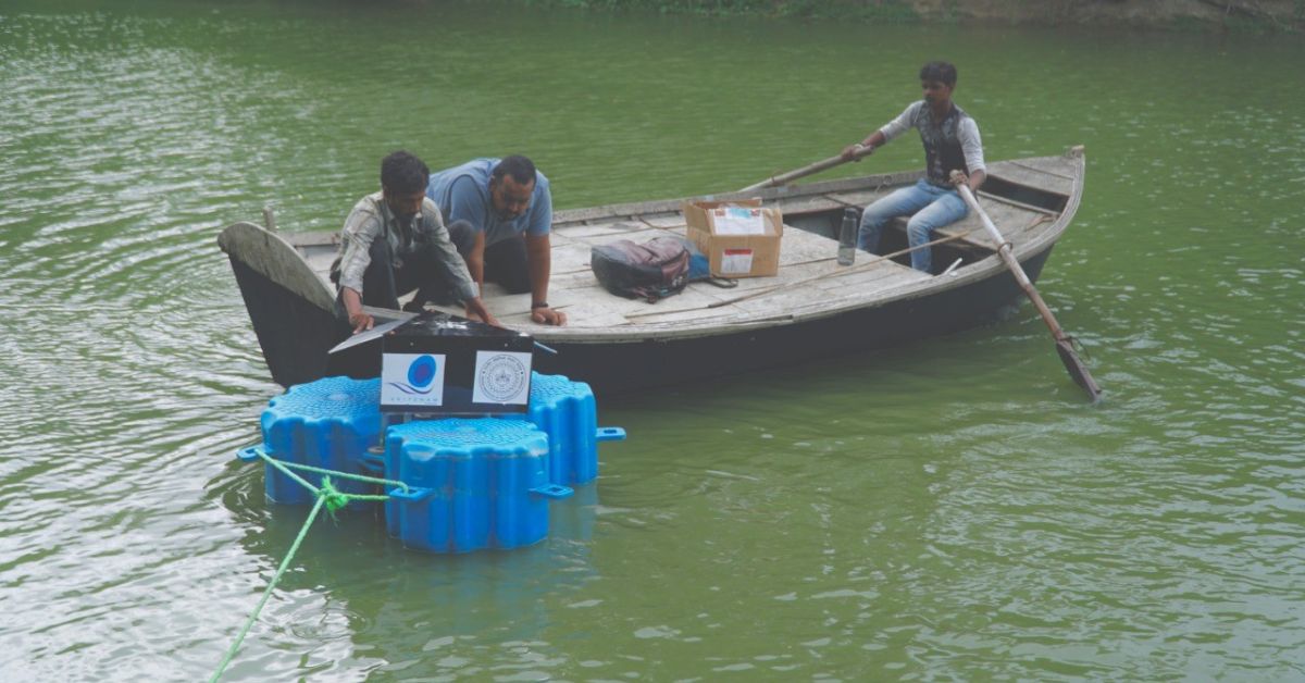 Produk Kritsnam dikerahkan di badan air.  Foto dari Facebook @KritsnamTechnologies