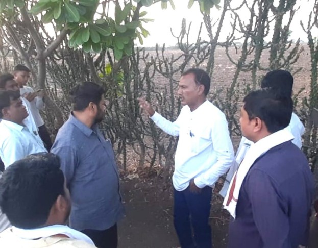  Jagan Prahlad Bagade has trained around 30 farmers to set up their own bio fences using cacti.