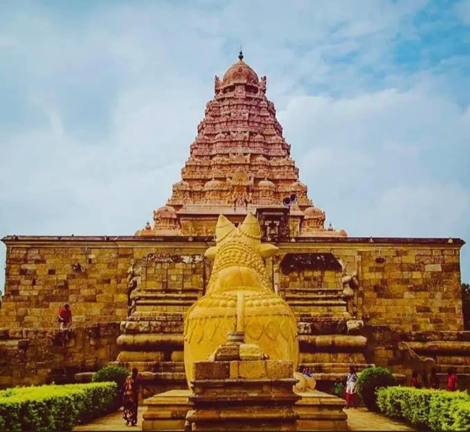 Pemandangan kuil Gangaikondacholapuram di Ariyalur di Tamil Nadu.