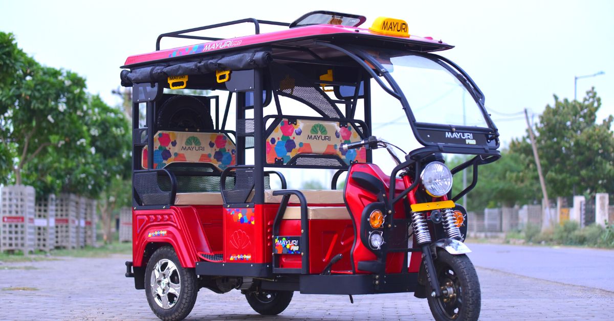 Current model of the Mayuri e-rickshaw. 