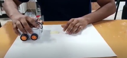 Cost-effective braille printer