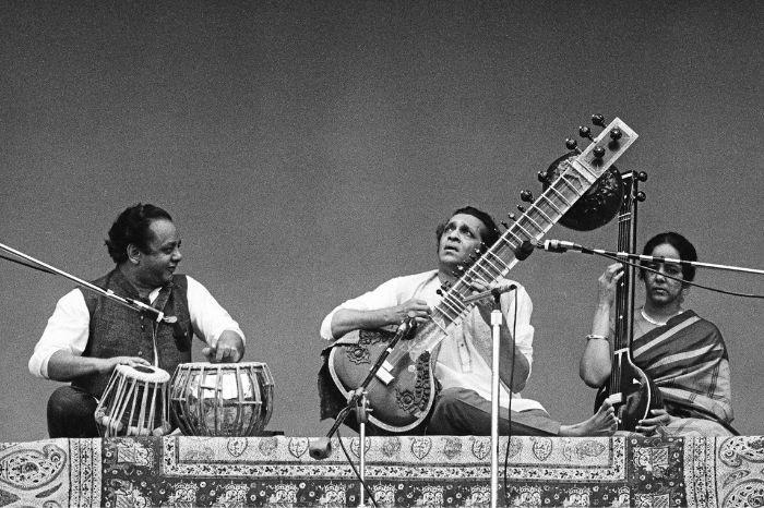Pandit Ravi Shankar di Festival Pop Monterey pada tahun 1967