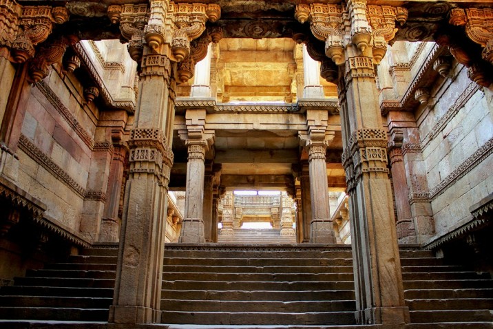 stepwell staircase
