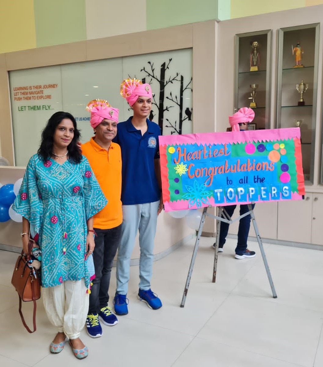 Ojas with his parents