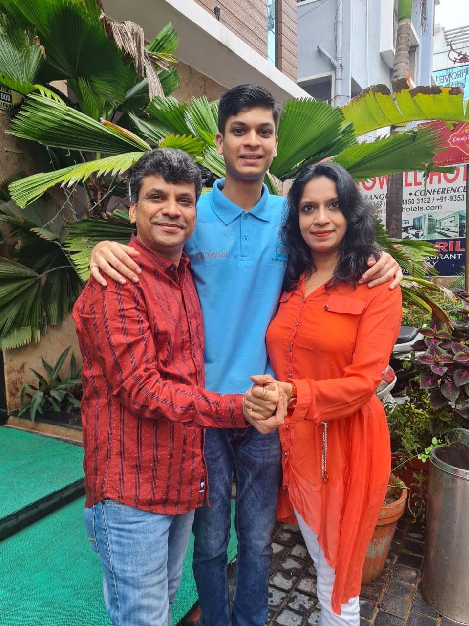 Ojas with his parents