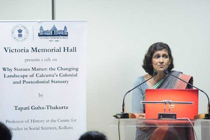 art historian tapati guha thakurta gives a talk on why statues matter at victoria memorial, kolkata