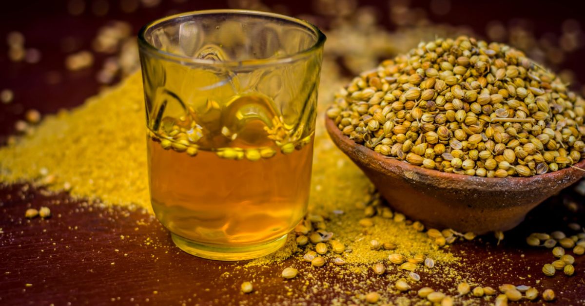 Rich in Vit A & C, Science Says Coriander Water Everyday Helps with Hairfall & More
