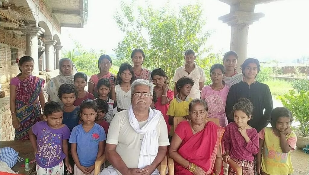 Hare Ram Pandey with his daughters