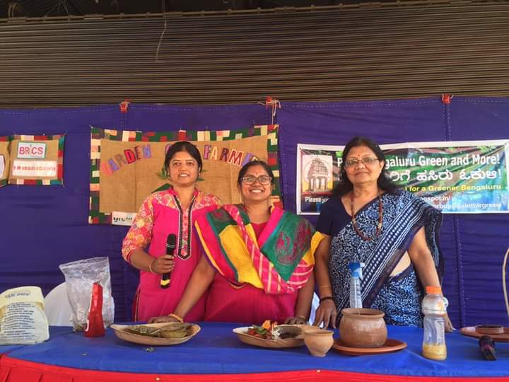 The team of Marali Mannighe teaches composting and vegetable gardening to their participants on WhatsApp.