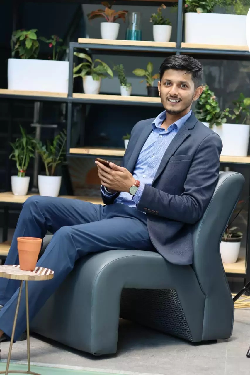 Anubhav Dubey, Co-founder of Chai Sutta Bar