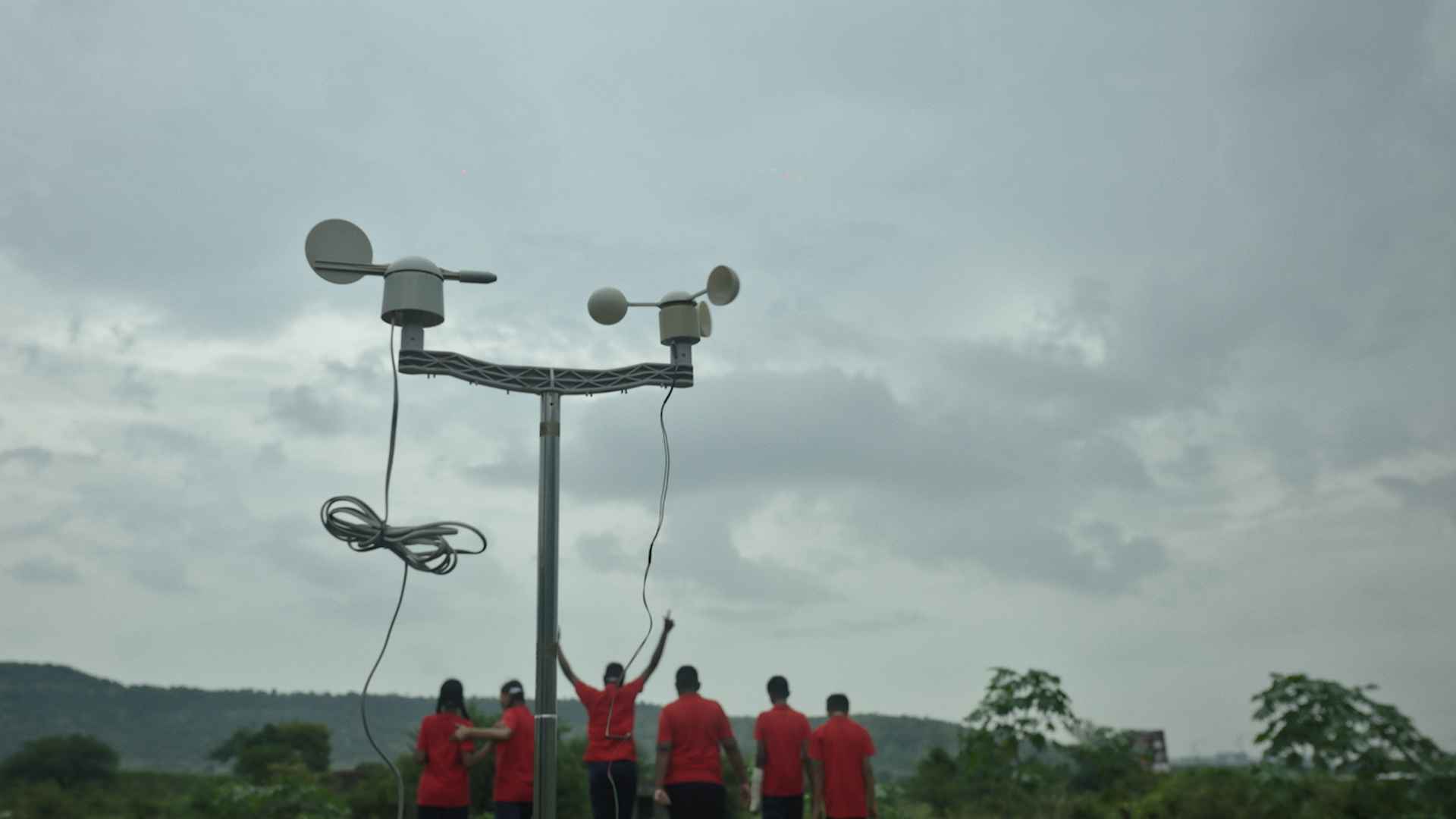 The weather system built by the children is able to predict the upcoming climate and warn the farmers of Nanded