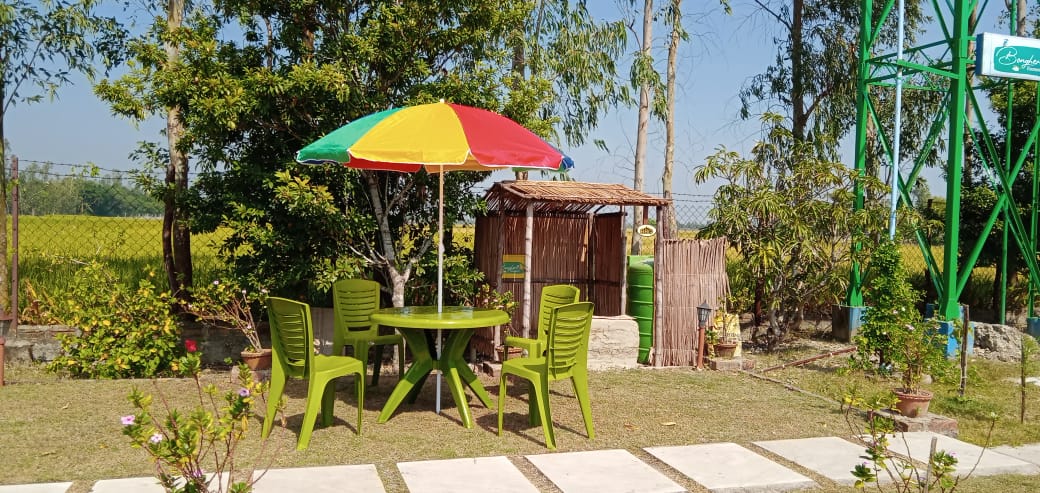 Take a walk down the villages or relax in the garden at the Bongheri Homestay