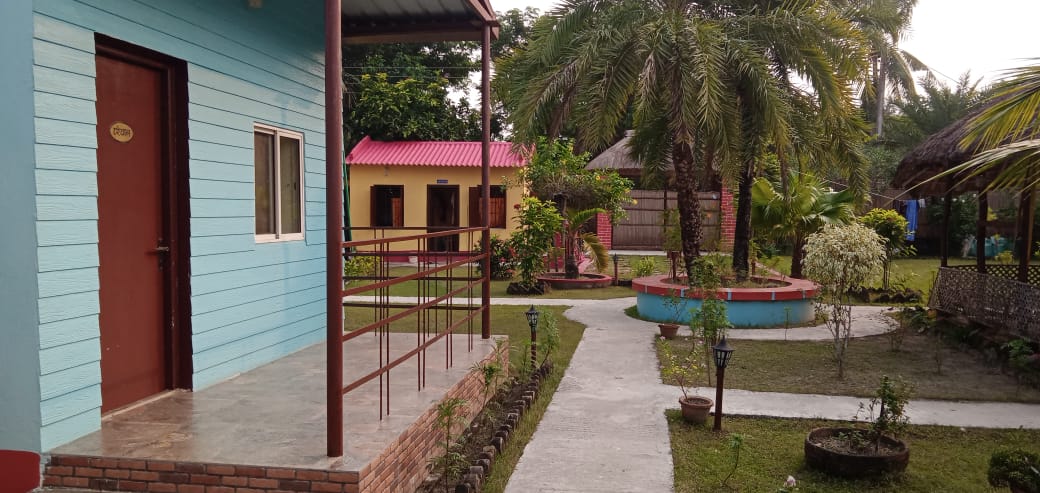 There are four AC cottages at the Bongheri Homestay with all amenities
