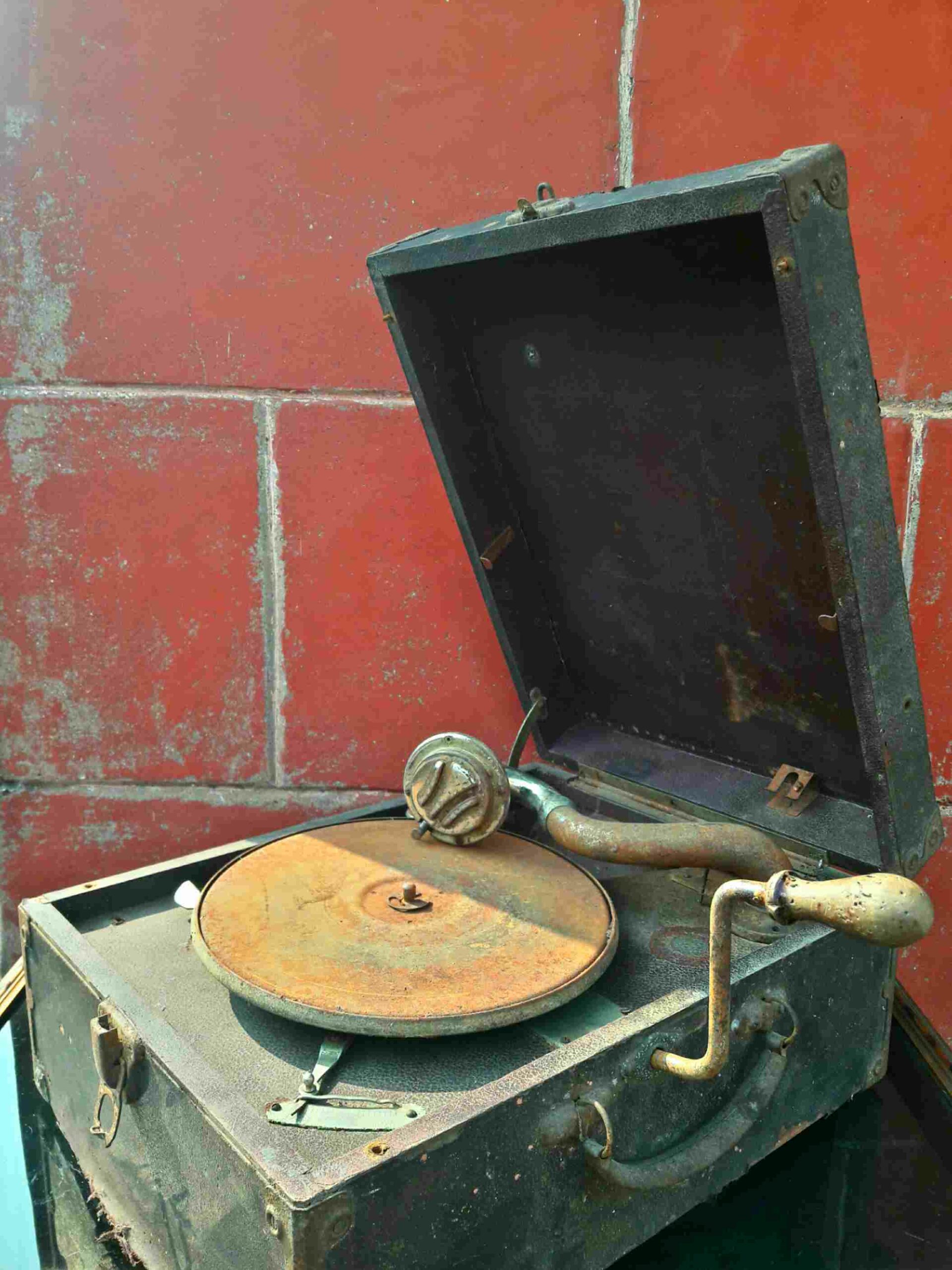 Gramophone player manufactured in Switzerland