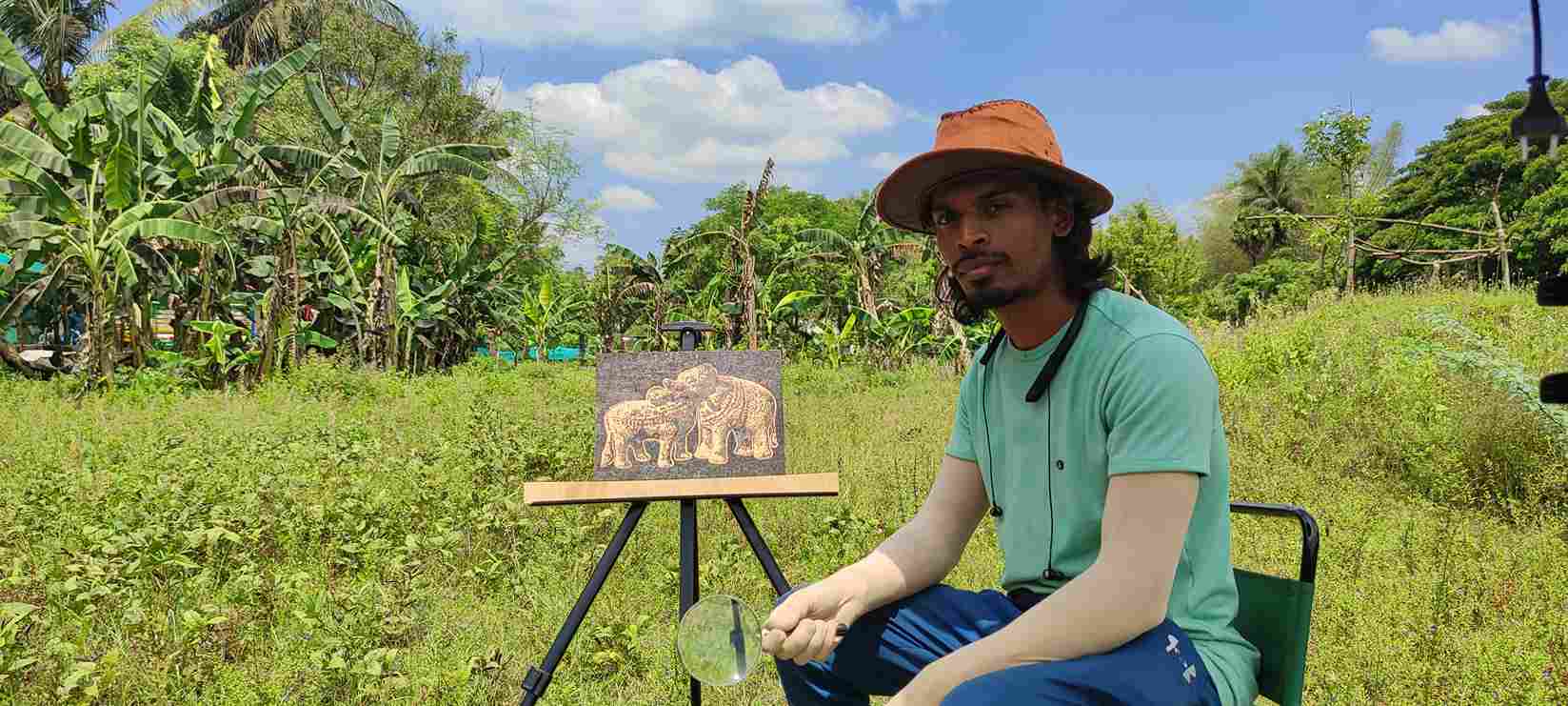 Artifact Brown Wooden Easel at Rs 200/piece in Jaipur