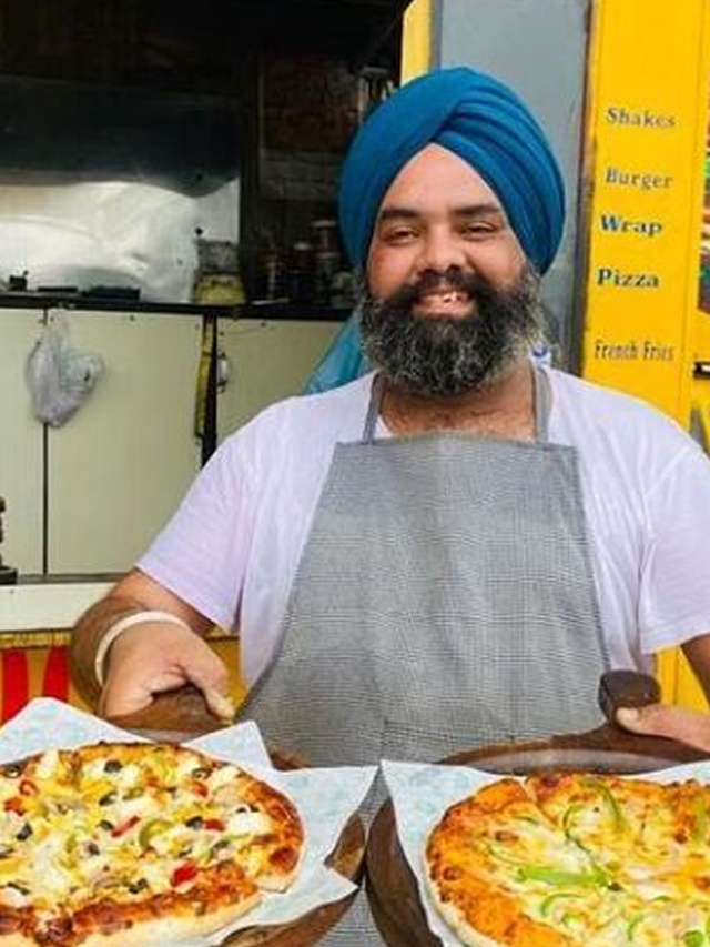 Webstory Cover-Pizza truck earns lakhs (1)