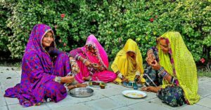 A Trip to Kutch Inspired an Engineer to Take Nomadic Tribe’s Ancient Craft to the World