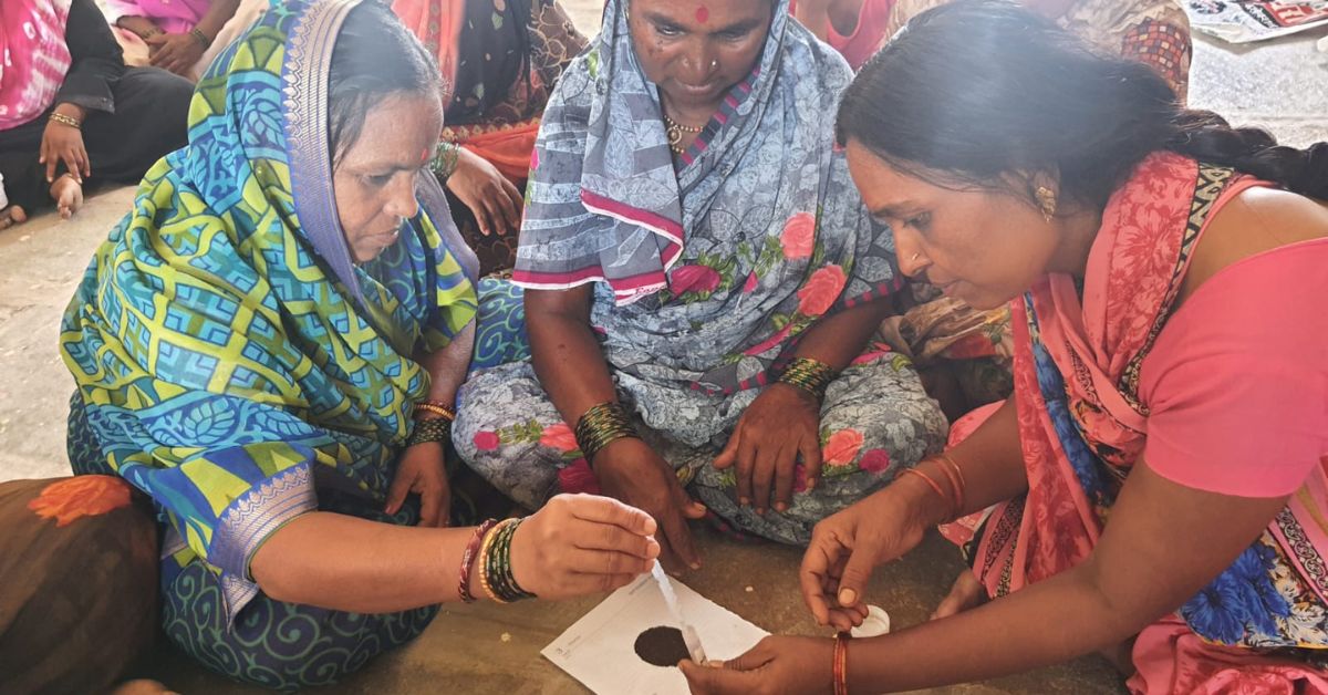 Today agripreneurs across Assam, Punjab, Telangana, Maharashtra, Gujarat, Jharkhand, and Rajasthan are using the soil testing device. 