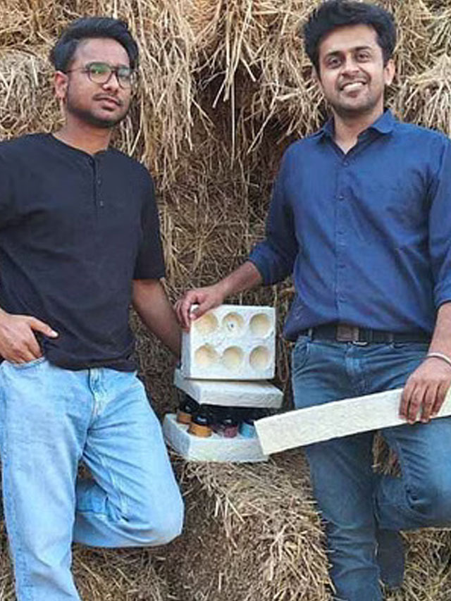 IIT Grad’s Biodegradable Thermocol Helps Prevent Stubble Burning, Earns Lakhs