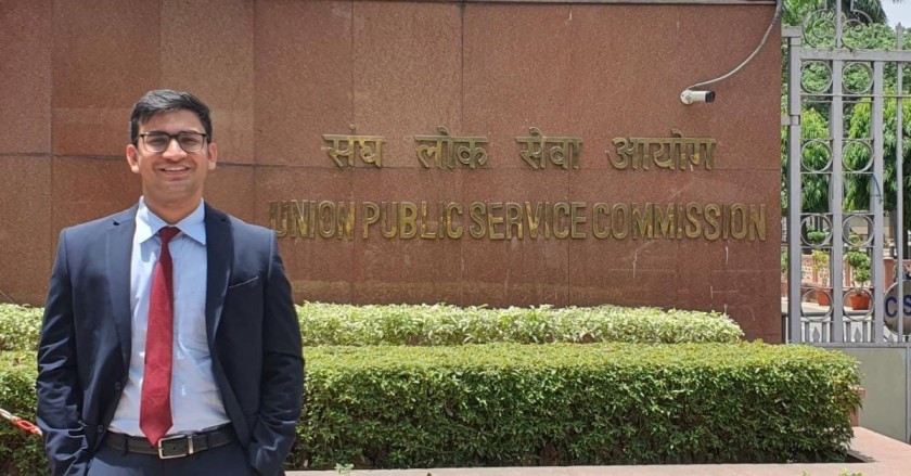 IIT Delhi Grad Quit His High-Paying Corporate Job to Pursue UPSC Dream