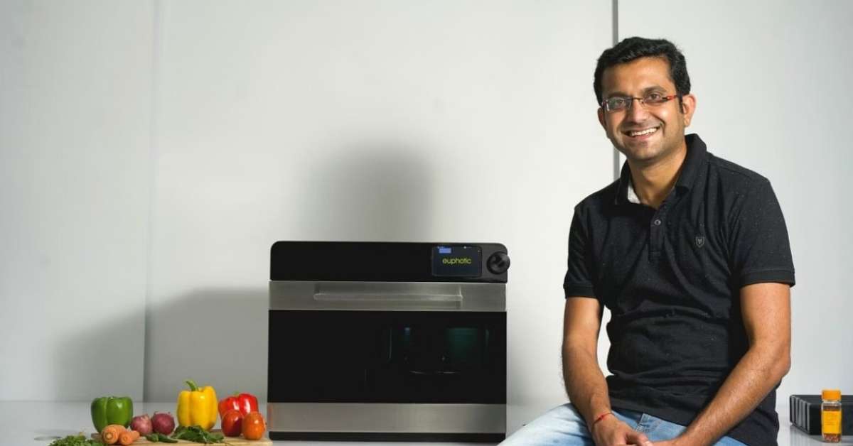 Yatin Varachhia and the magic robot 