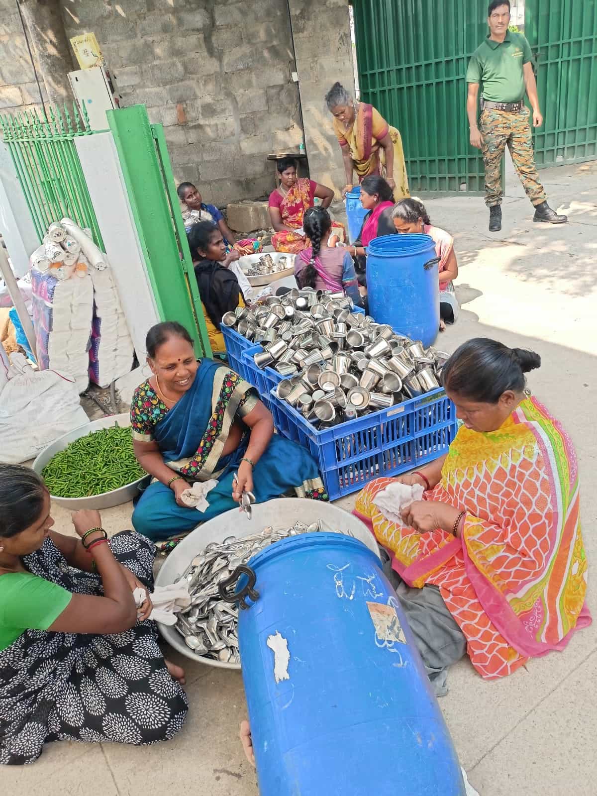 Steel cutlery was used