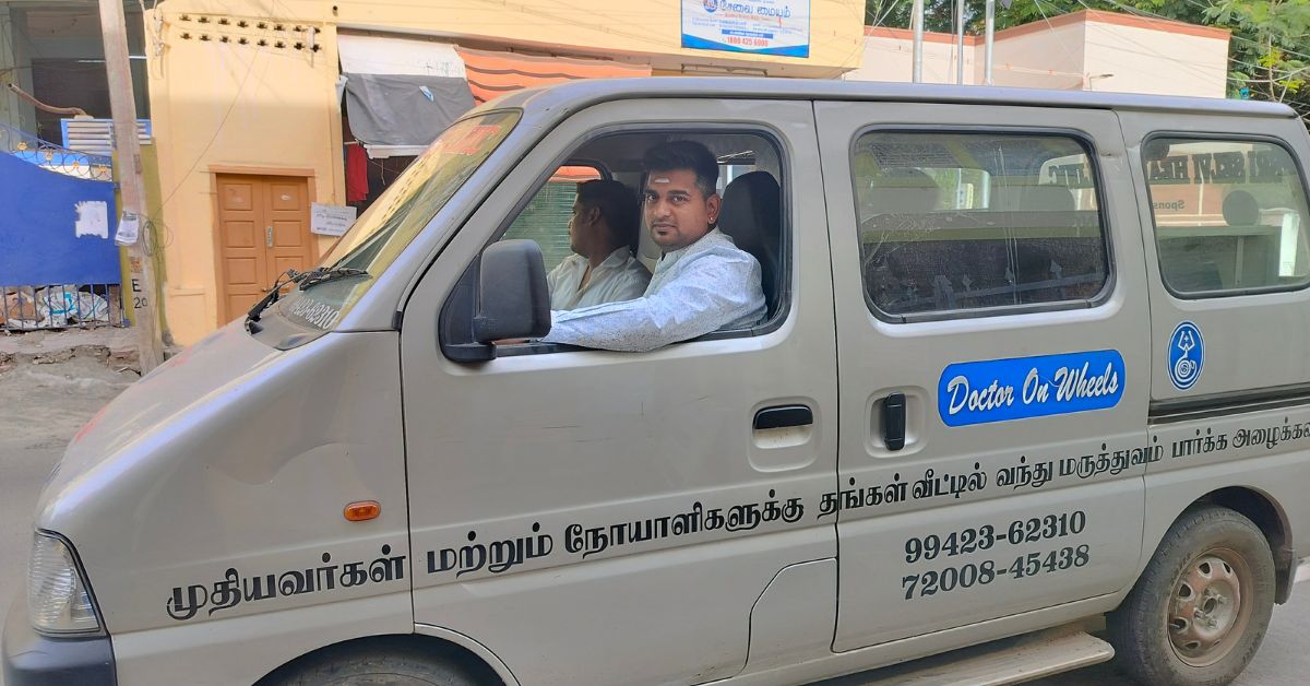 Dr Swaminathan modified a Maruti Eeco ambulance and installed equipment from ICUs like infusion pumps, defibrillators, and oxygen cylinders. 