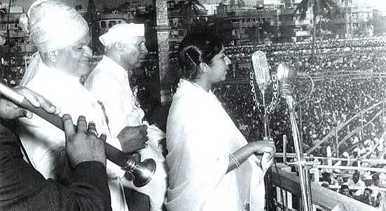 Lata Mangeshkar sang Ae Mere Watan for the first time on 27 January 1963 during the Republic Day celebrations at the National Stadium in New Delhi
