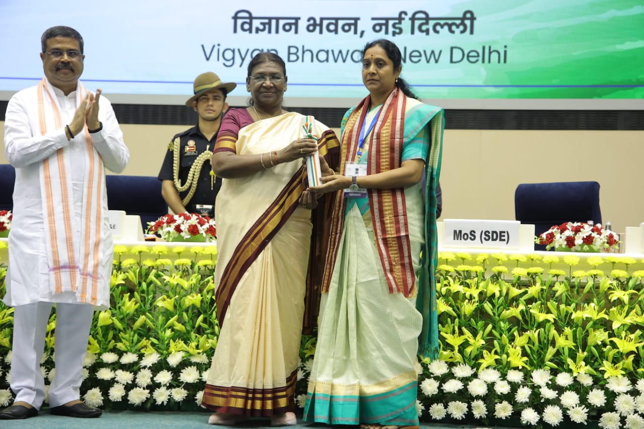 Archana received the National Ribbon for Teachers 2023