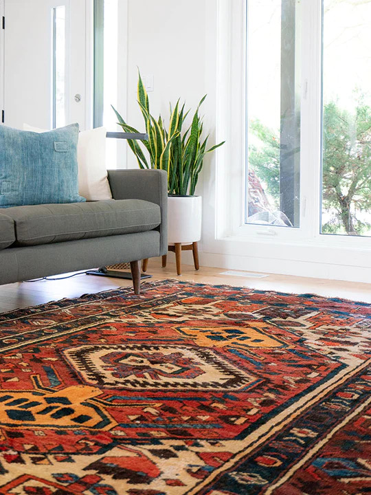 The brand started in 1928 with 140 knots per square inch carpets and slowly transitioned to higher lustre fabrics