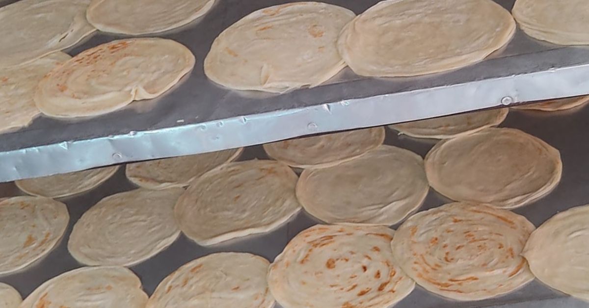 These parathas are characterised by their crispy, flaky, soft, and multi-layered texture.