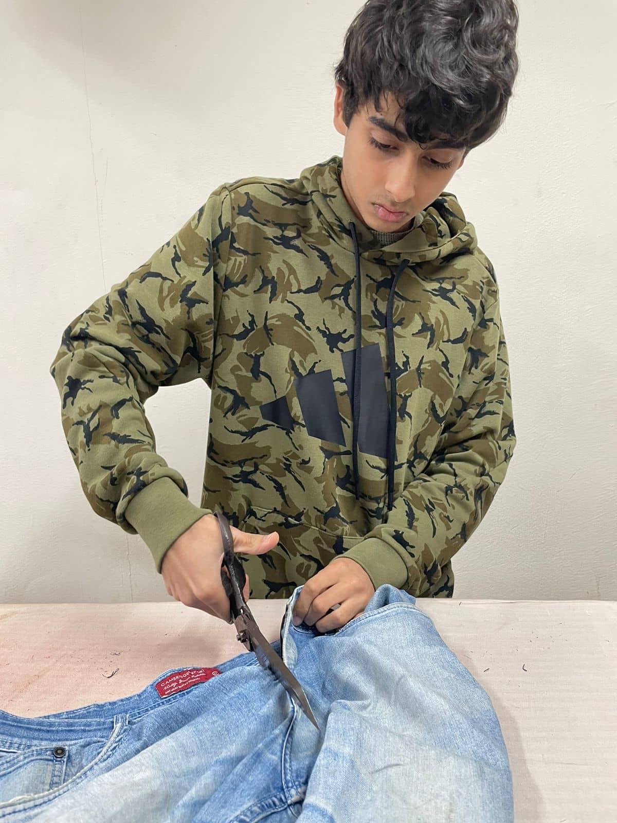 Nirvaan started Project Jeans in 2022 to provide warmth to the homeless