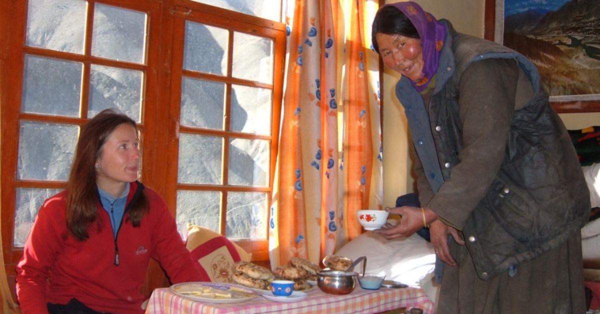 Los lugareños ahora reciben a los turistas en sus hogares y les brindan una auténtica experiencia de Ladakhi.