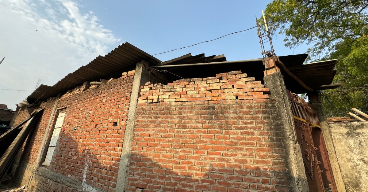 El centro en la aldea de Jansa construido por Shyam ji necesita un techo para evitar que entren el calor y la lluvia. Fuente de la imagen: Shyam ji.