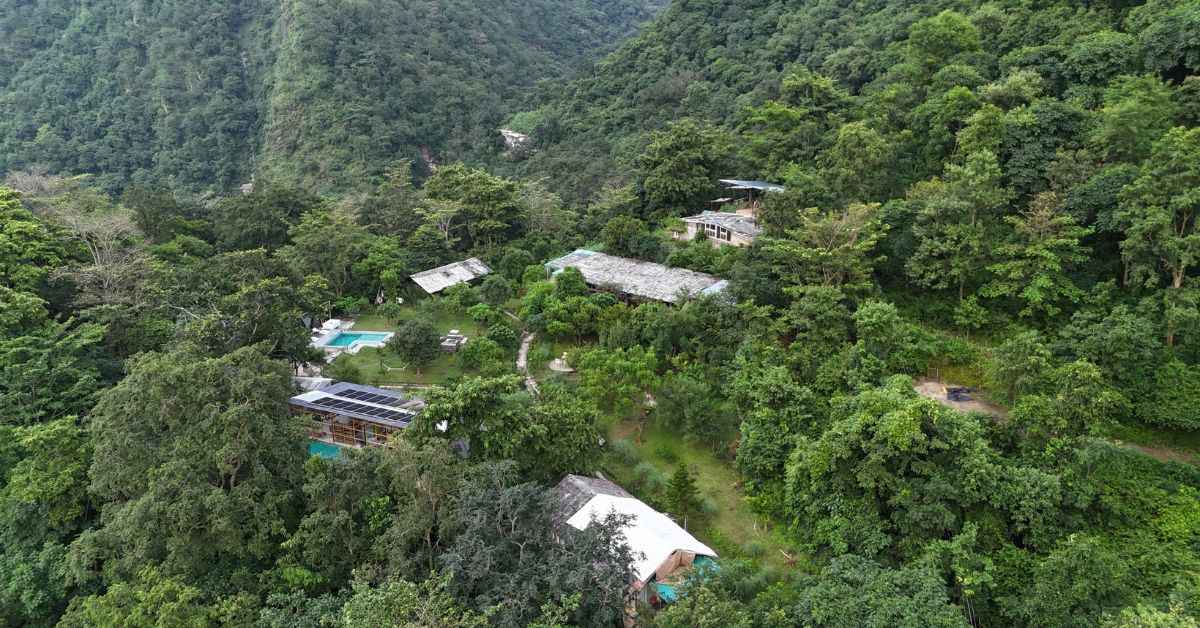 Aashraya on the Ganga is a dream of Depi Chaudhry who built three cottages, one each for his daughters, and has now turned the property into a homestay