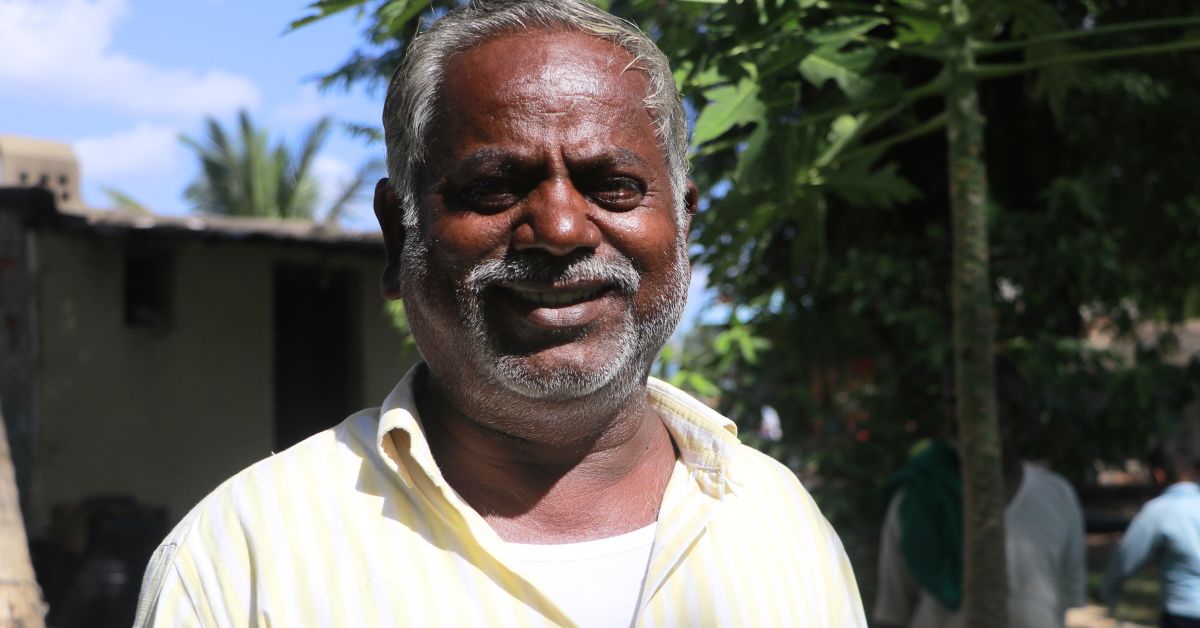 Farmer Hanumanthappa Lingappa cultivates sugarcane while also collecting grains from neighbouring farmers and selling it to the Farmer Producer Organisations (FPOs)