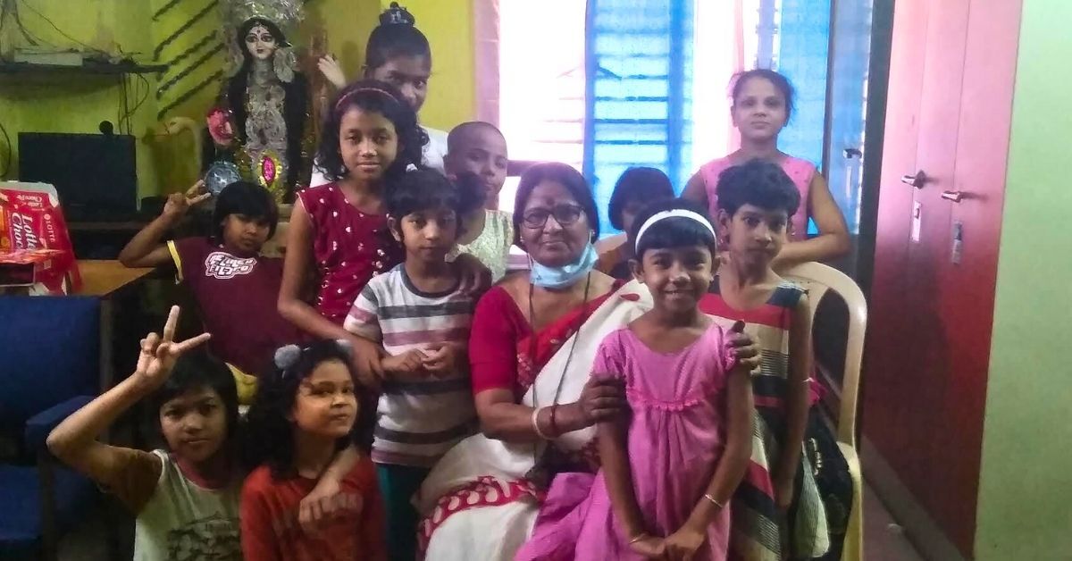 At Aradhana Social & Development Organization, Aparna Das motivates children to not feel sad about their circumstances and focus on their dreams. 