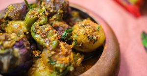 Love ‘Undhiyu’? Here’s Your Guide to Ahmedabad’s Most Authentic Winter Treat!