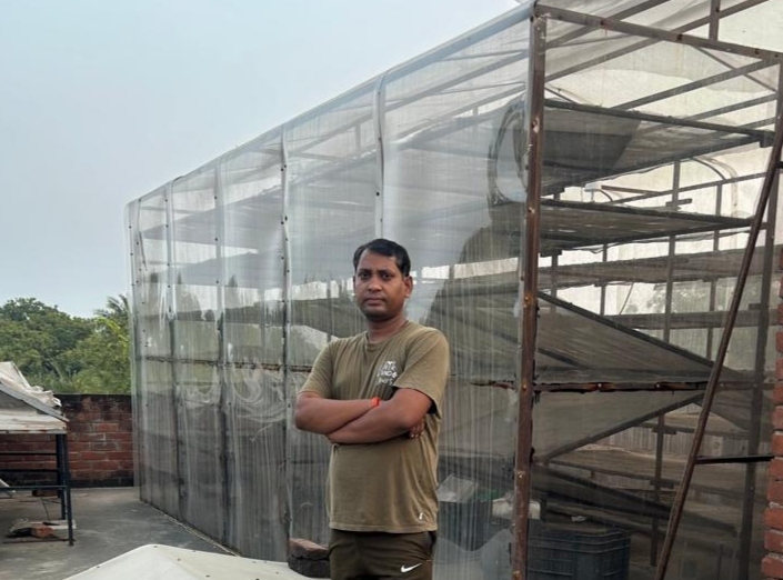 Nishad fabricated a new solar dryer to dehydrate local flowers.