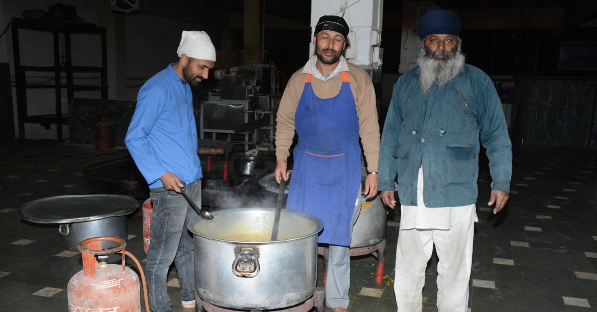 The community kitchens see many of the residents cook and share meals together, thus fostering the spirit of unity 