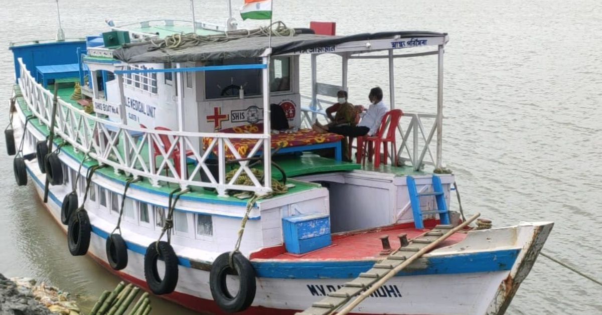  The boats are equipped with medical equipment, beds and medicines that can treat the number of conditions that people are affected by in the Sundarbans