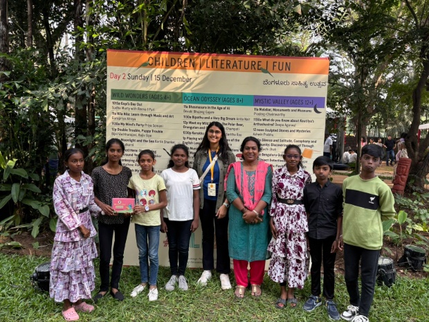 Vidhi along with her students